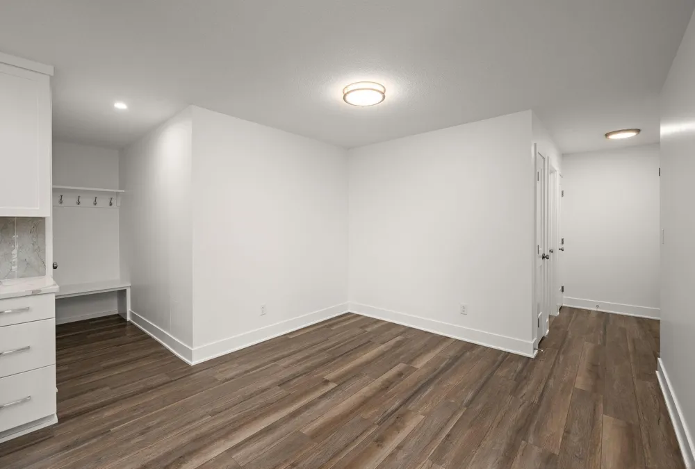 2800 Hamline Avenue #332 Roseville, MN 55113