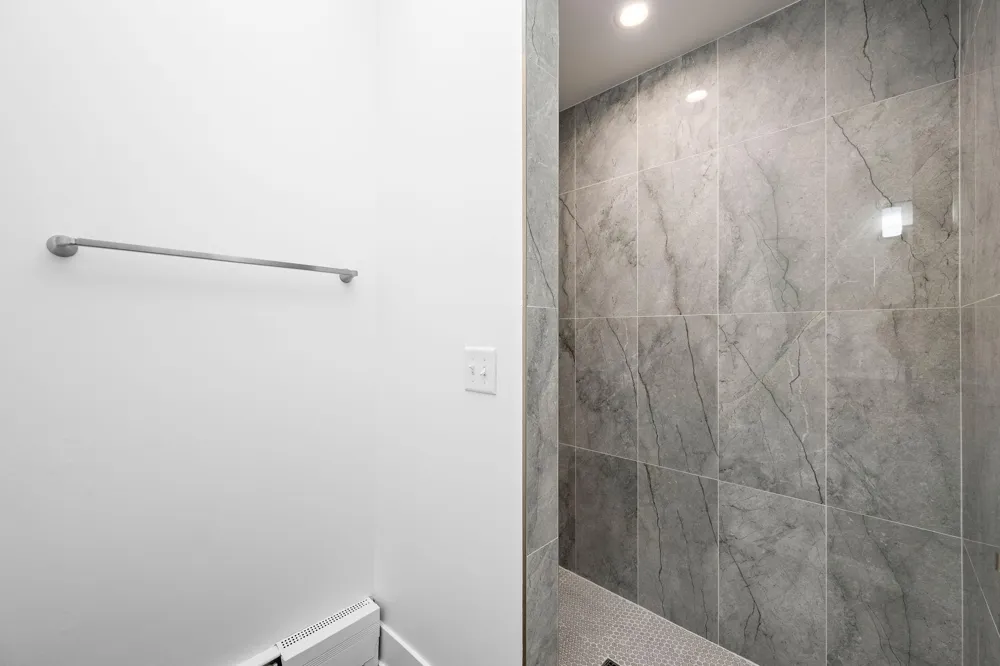 2800 Hamline Avenue #332 Roseville, MN 55113