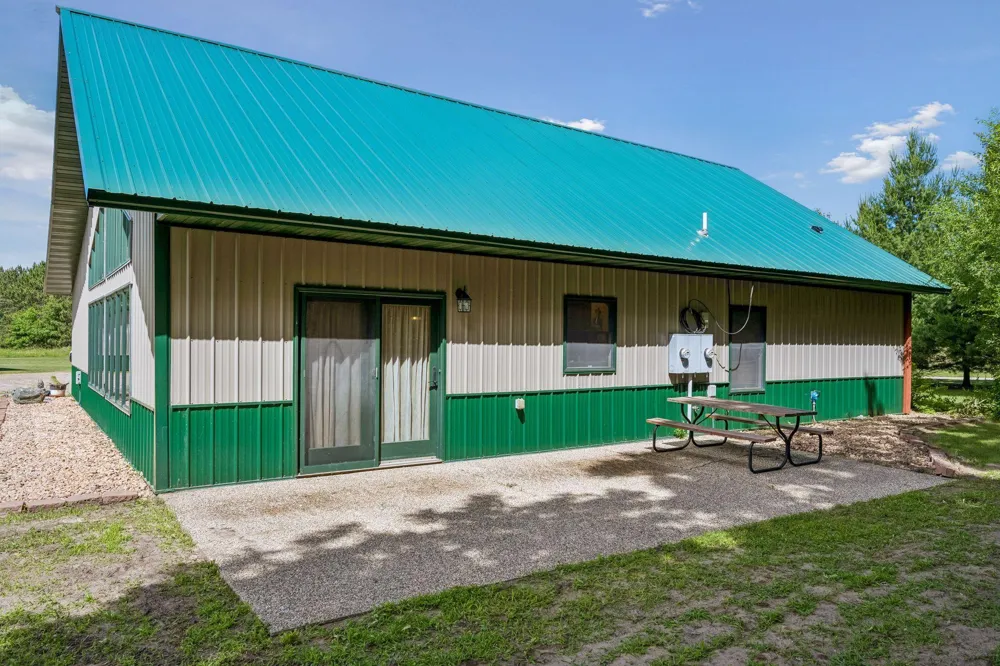 13763 County Road 3 Clear Lake, MN 55319