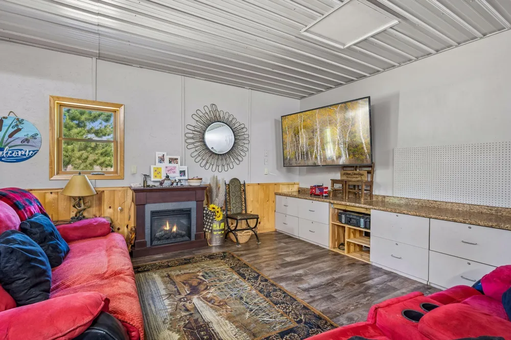 13763 County Road 3 Clear Lake, MN 55319
