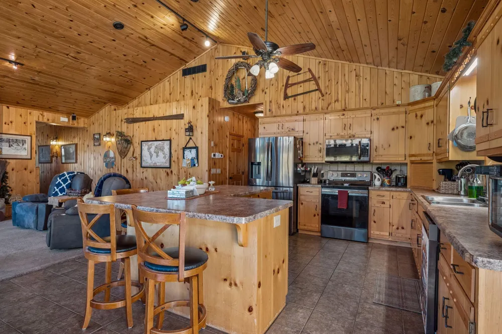 13763 County Road 3 Clear Lake, MN 55319