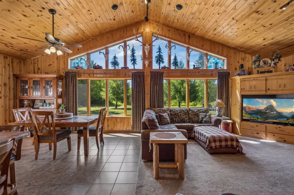 13763 County Road 3 Clear Lake, MN 55319