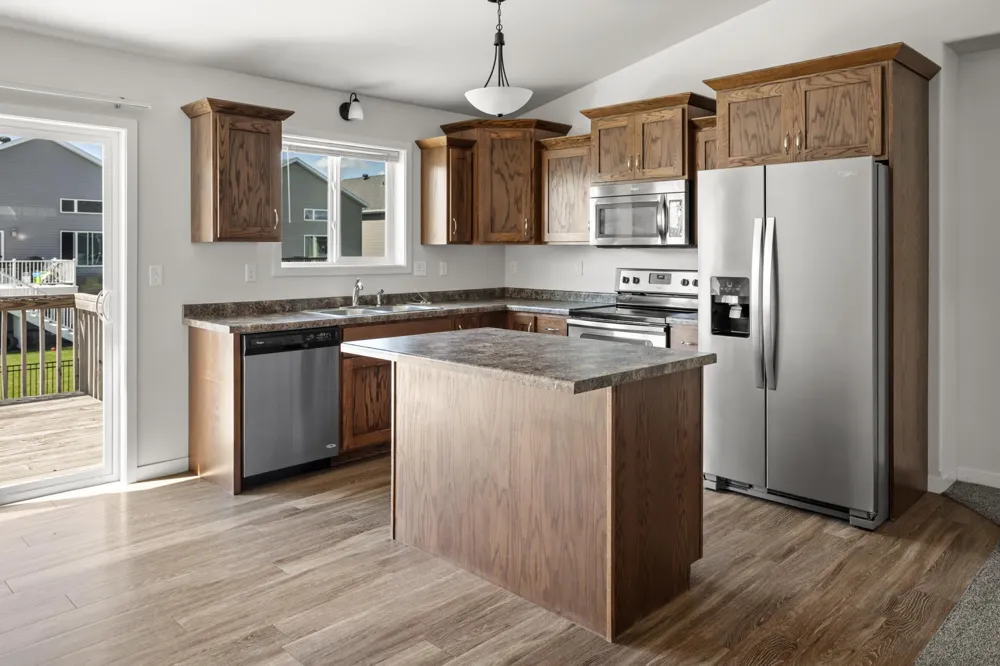 1023 29th Avenue W West Fargo, ND 58078