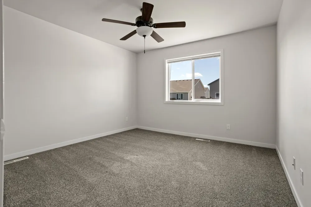 1023 29th Avenue W West Fargo, ND 58078