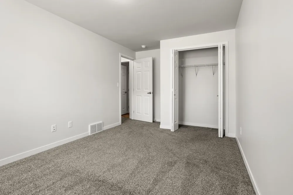 1023 29th Avenue W West Fargo, ND 58078