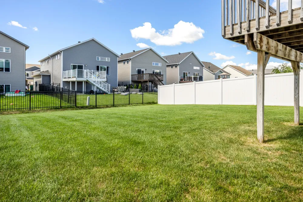 1023 29th Avenue W West Fargo, ND 58078