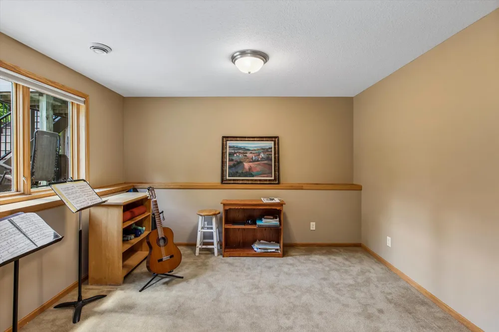 1105 Lupine Drive Northfield, MN 55057