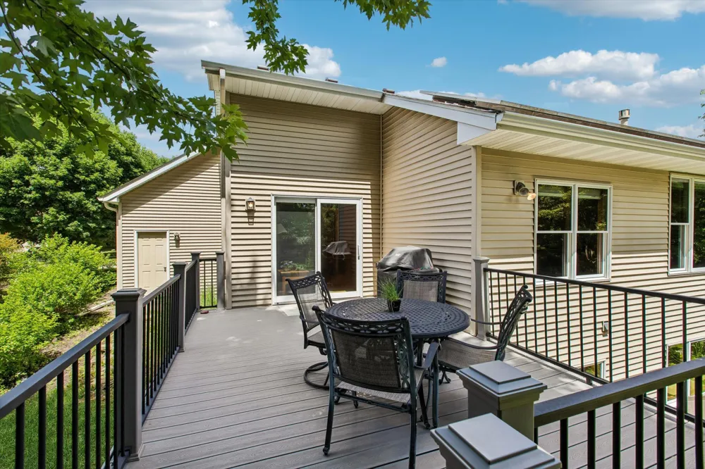 1105 Lupine Drive Northfield, MN 55057