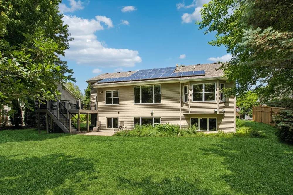 1105 Lupine Drive Northfield, MN 55057