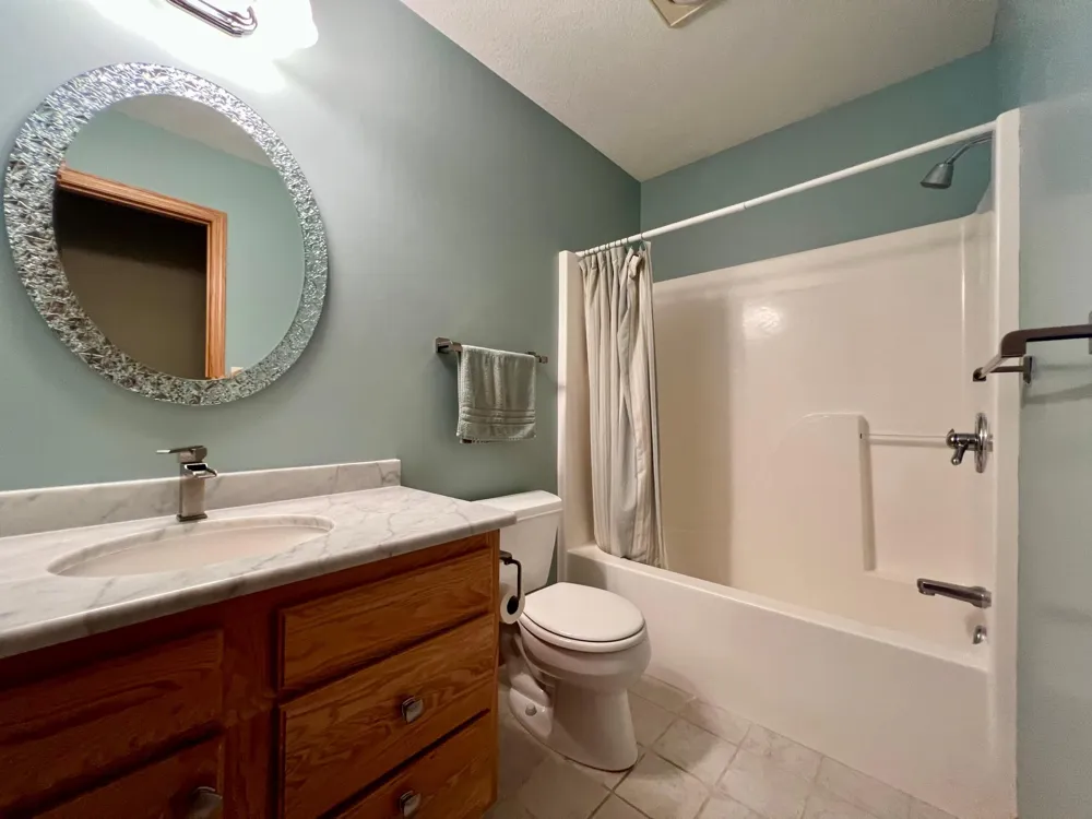 1105 Lupine Drive Northfield, MN 55057
