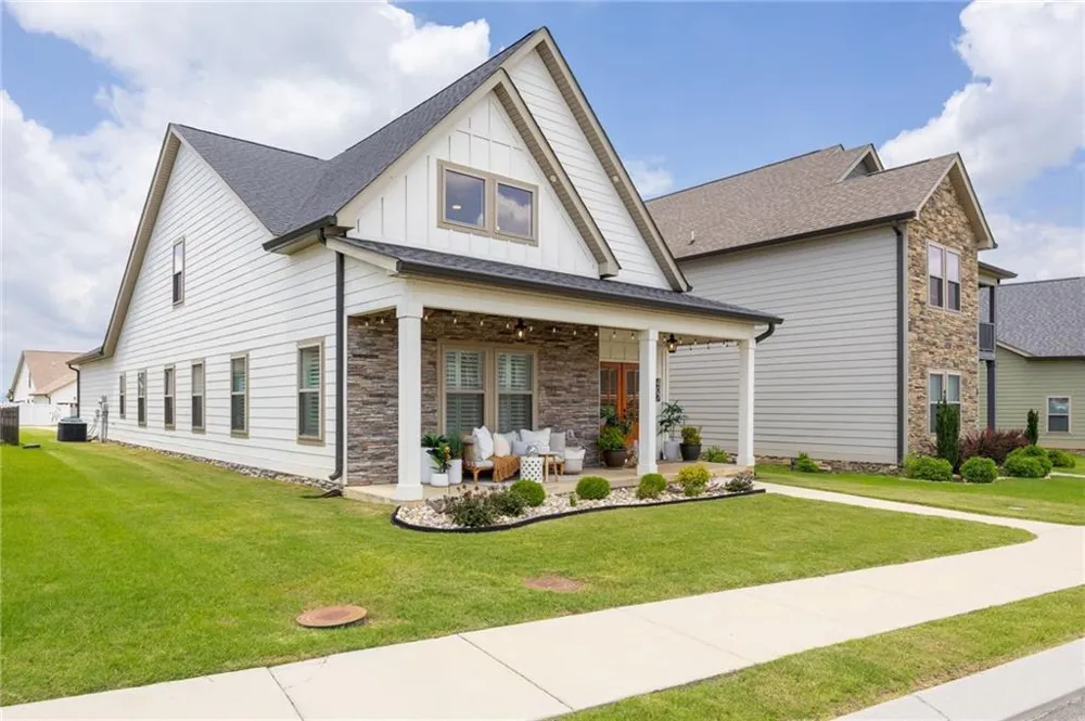 407 Tuscany Village Drive Ringgold, GA 30736