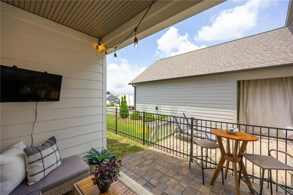 407 Tuscany Village Drive Ringgold, GA 30736