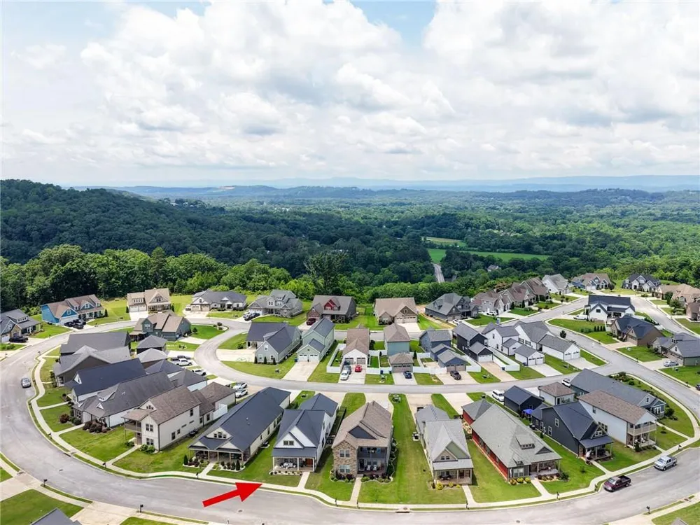 407 Tuscany Village Drive Ringgold, GA 30736