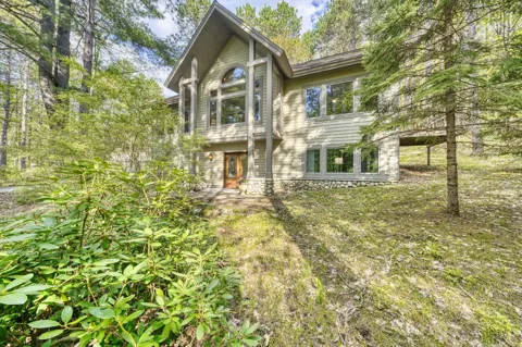 4678 Lands End Road