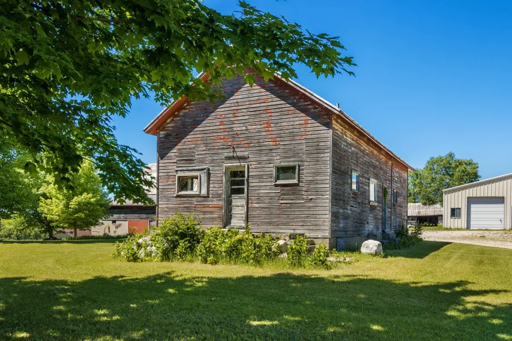 12924 McLachlan Road Torch Lake Township, MI 49648