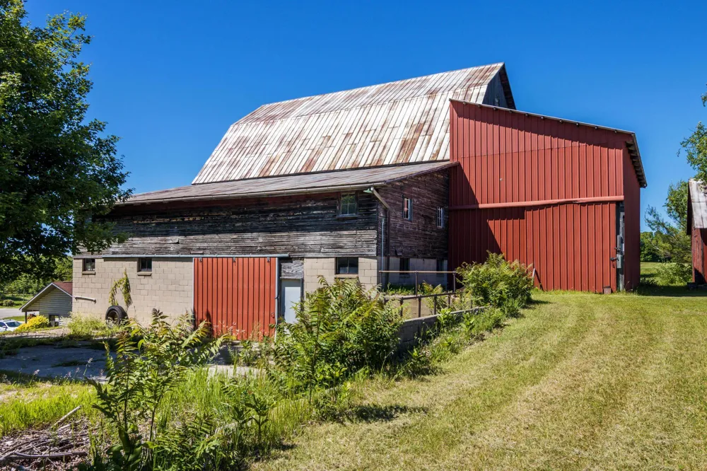 12924 McLachlan Road Torch Lake Township, MI 49648