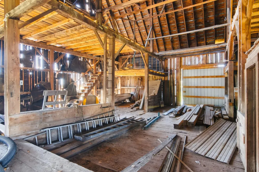 12924 McLachlan Road Torch Lake Township, MI 49648