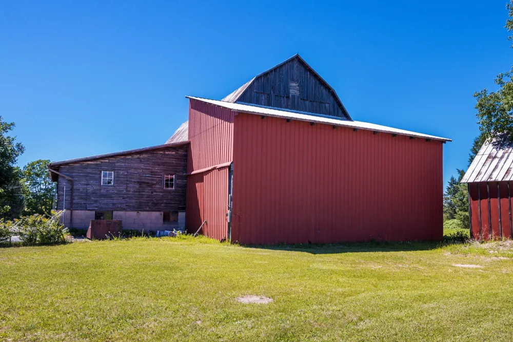 12924 McLachlan Road Torch Lake Township, MI 49648