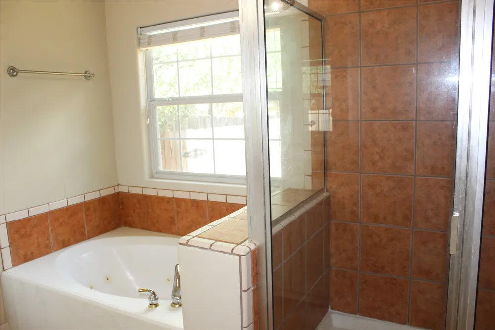 3 Honeysuckle Lane Wimberley, TX 78676