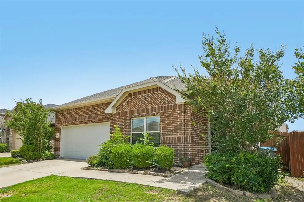 2012 Shawnee Trail Heartland, TX 75126