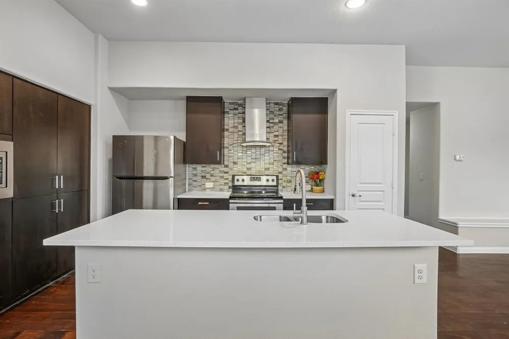 2012 Shawnee Trail Heartland, TX 75126