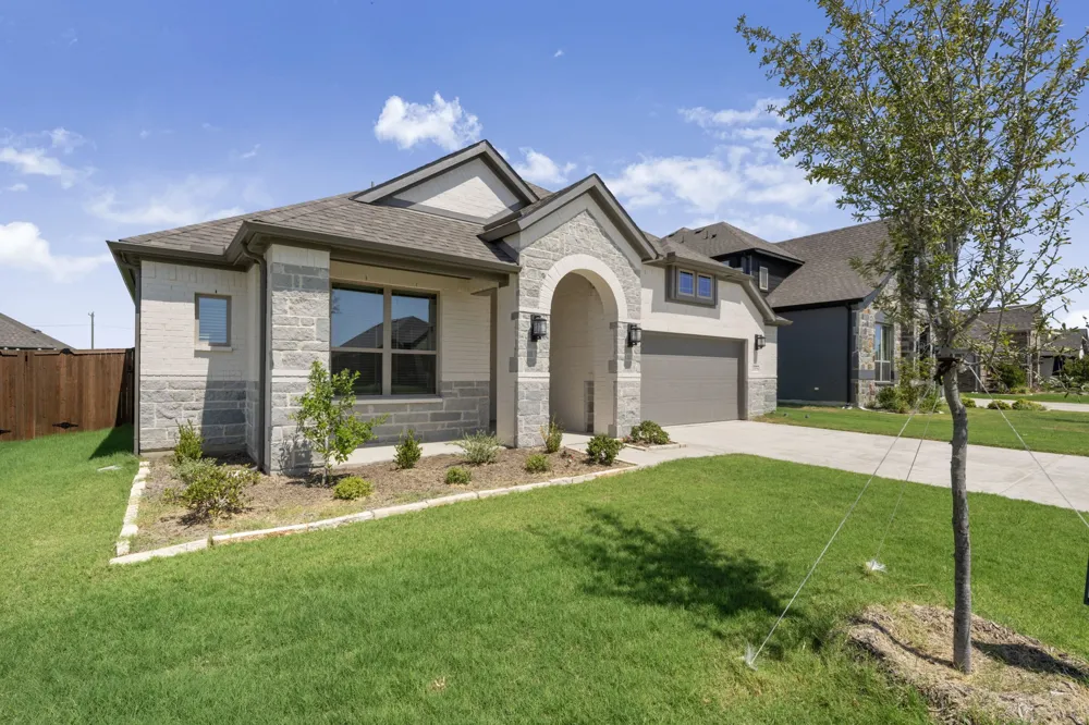 1956 Nightfall Drive Venus, TX 76084