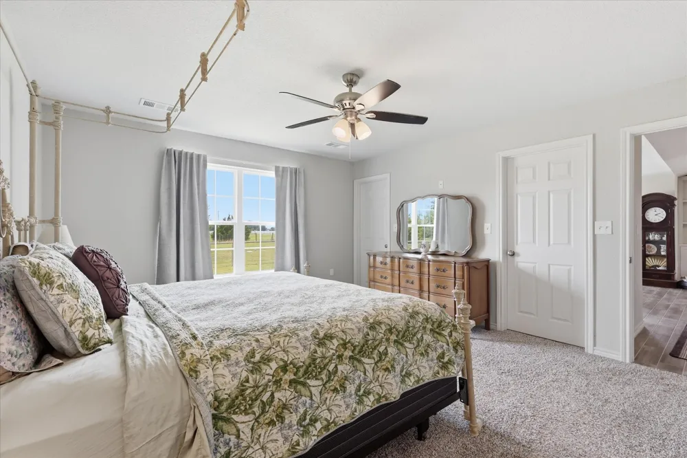 110 Highview Road Ennis, TX 75119