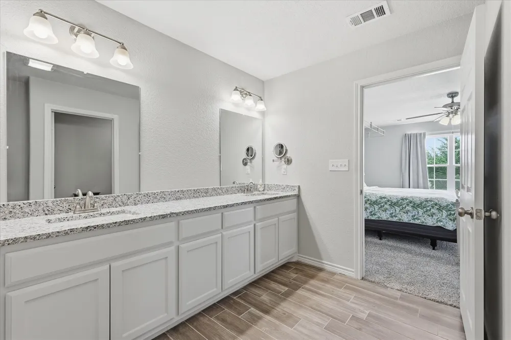 110 Highview Road Ennis, TX 75119
