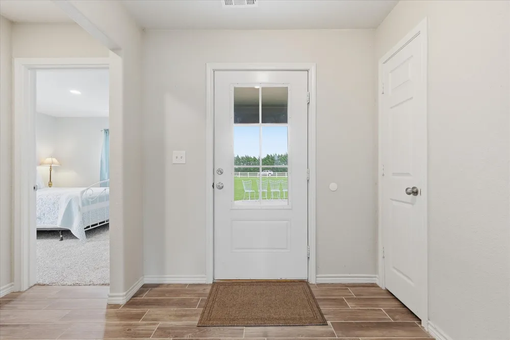 110 Highview Road Ennis, TX 75119