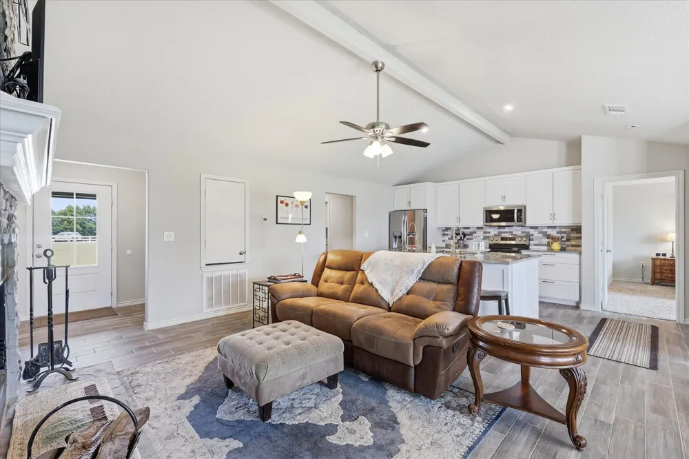 110 Highview Road Ennis, TX 75119