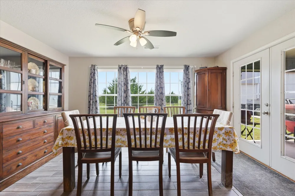 110 Highview Road Ennis, TX 75119