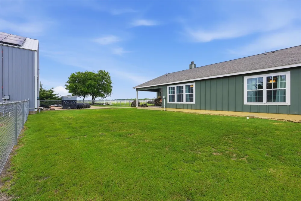 110 Highview Road Ennis, TX 75119