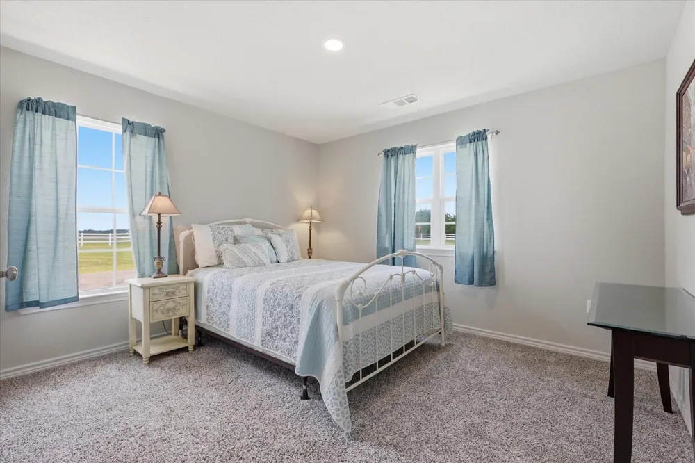 110 Highview Road Ennis, TX 75119