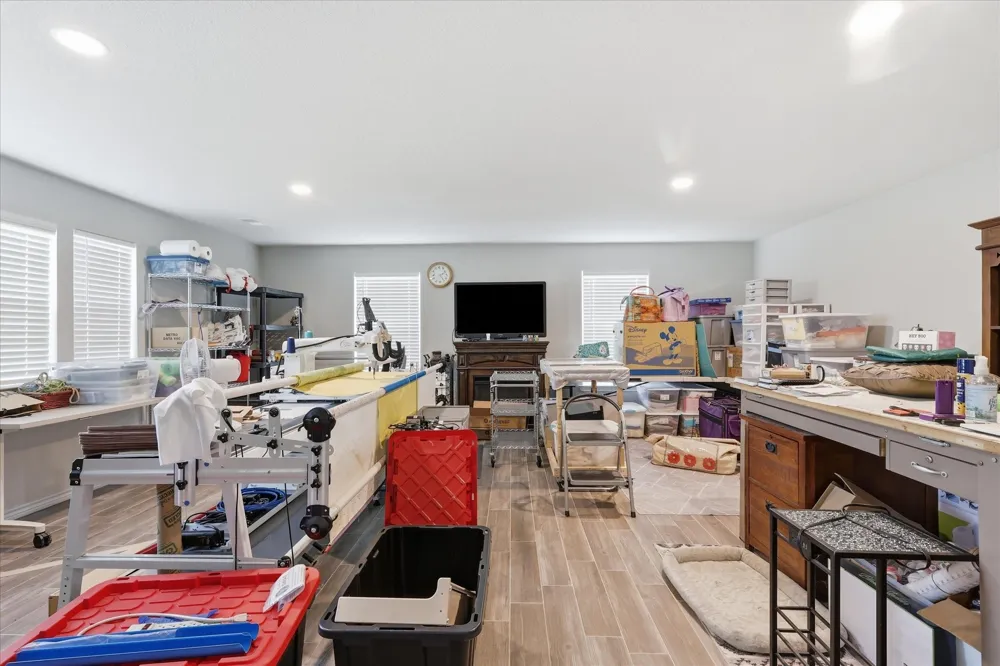 110 Highview Road Ennis, TX 75119