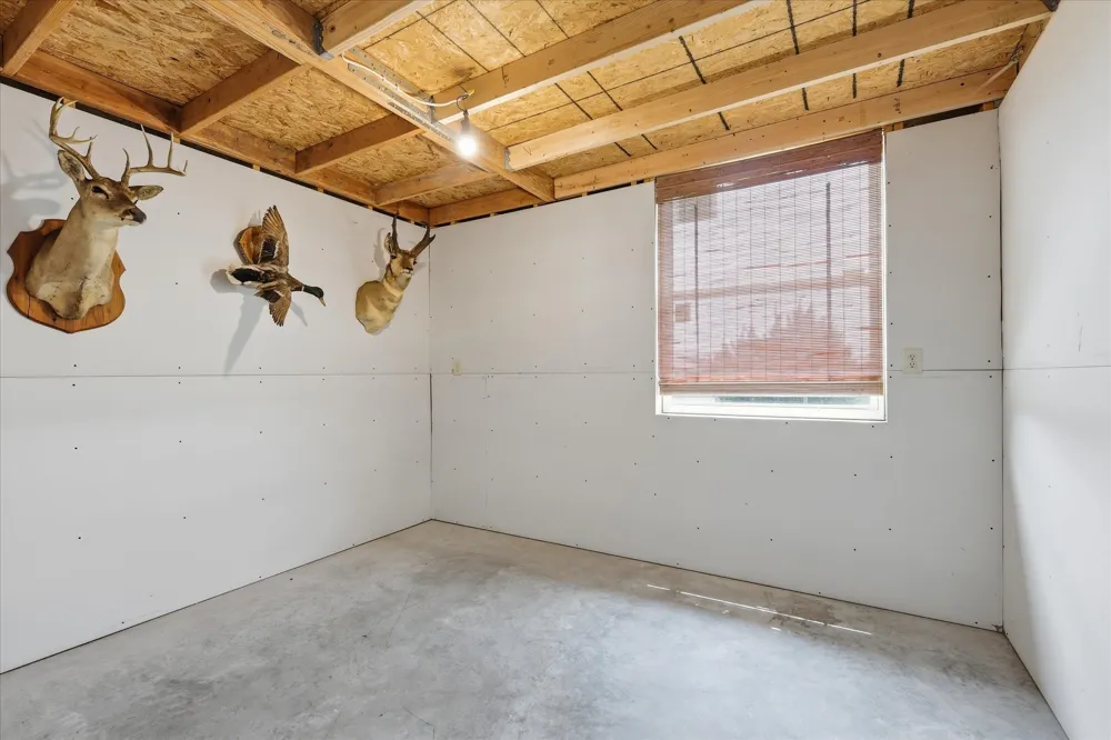 110 Highview Road Ennis, TX 75119