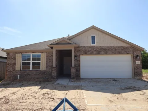 1122 Radiant Avenue