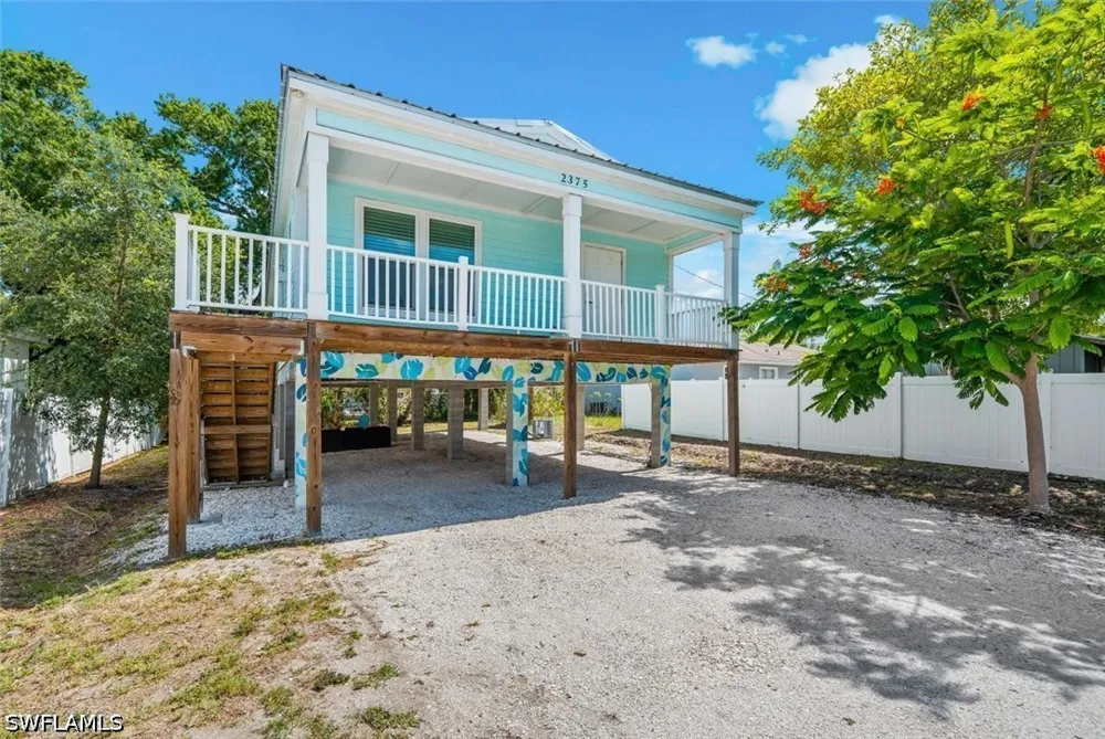 Bahia Vista Street Sarasota, FL 34239