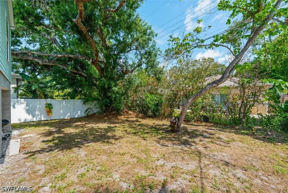 Bahia Vista Street Sarasota, FL 34239
