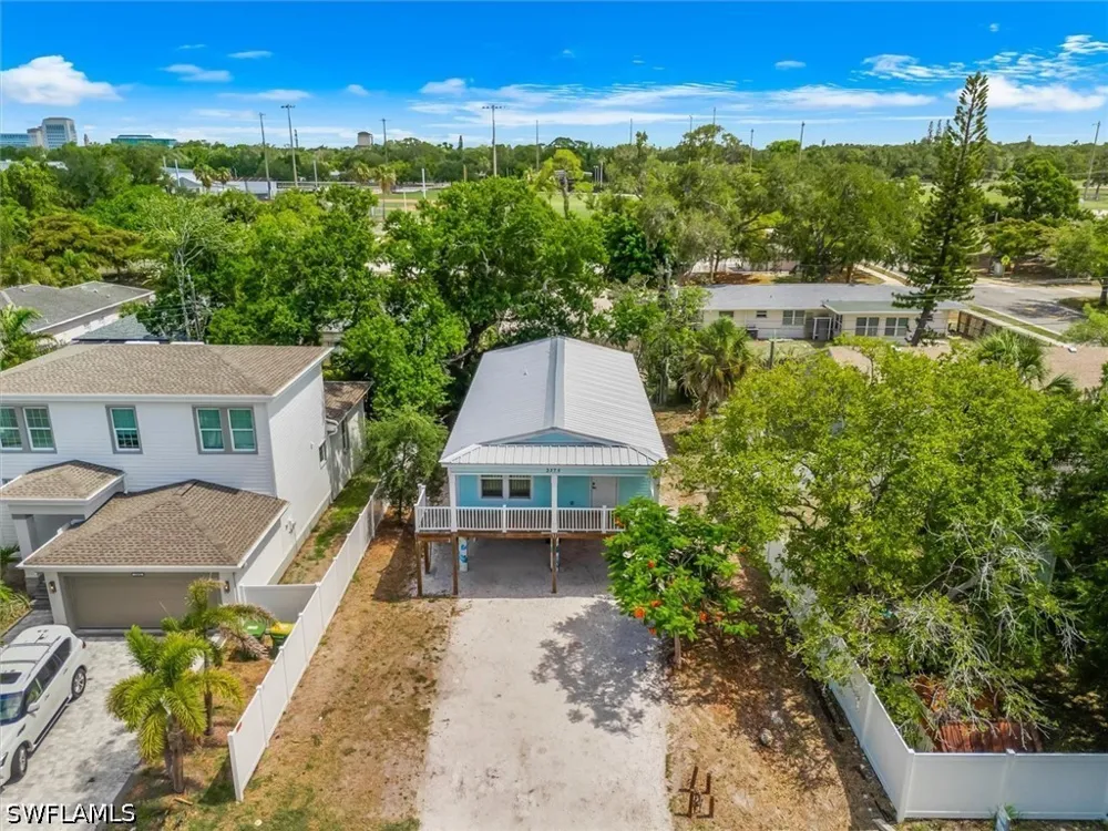 Bahia Vista Street Sarasota, FL 34239