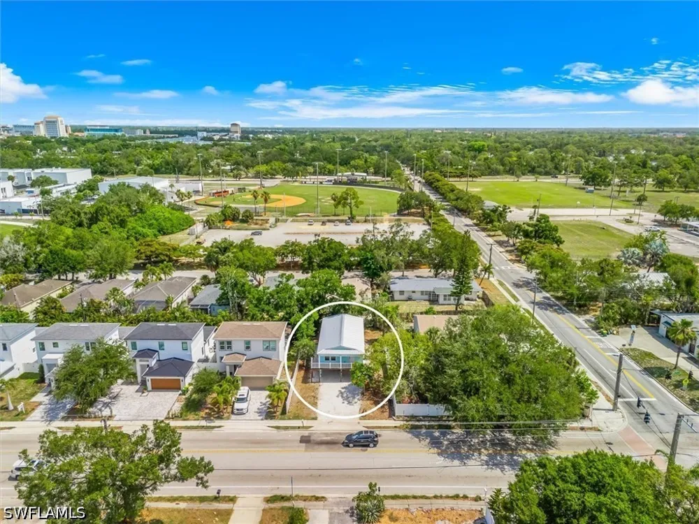 Bahia Vista Street Sarasota, FL 34239