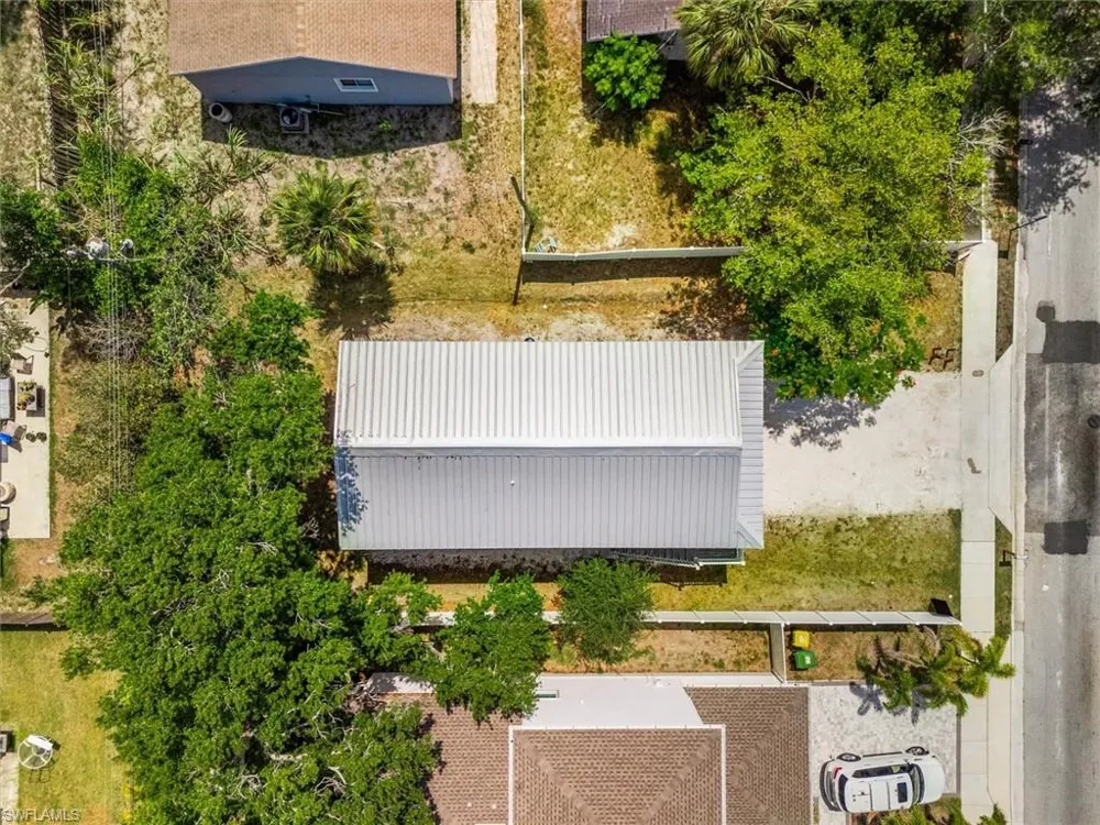 2375 Bahia Vista Street Sarasota, FL 34239