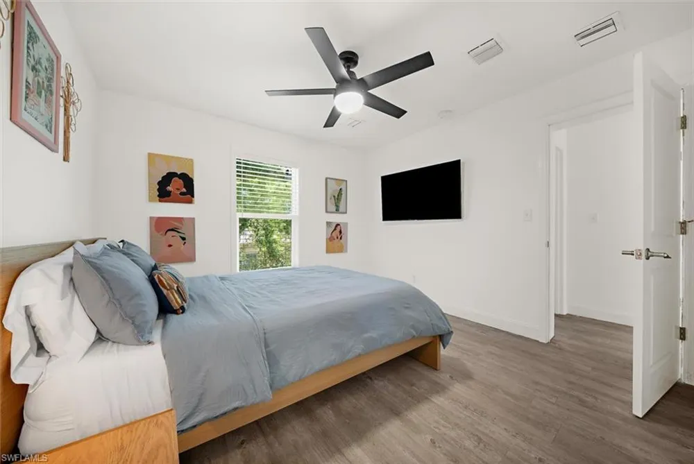 2375 Bahia Vista Street Sarasota, FL 34239