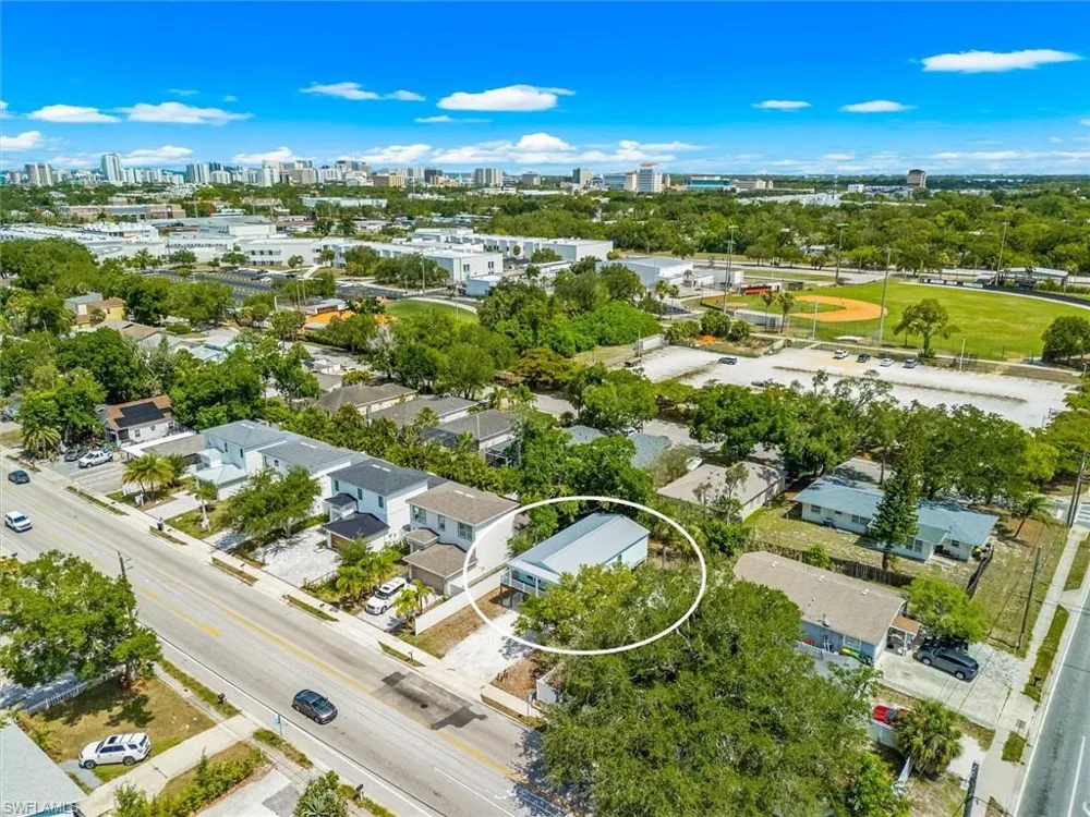 2375 Bahia Vista Street Sarasota, FL 34239