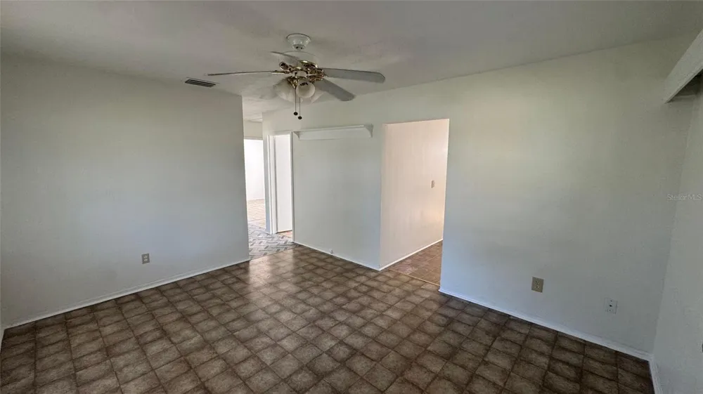 13920 3RD STREET Dade City, FL 33525