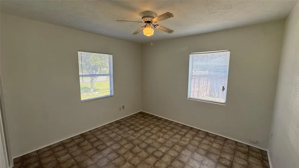 13920 3RD STREET Dade City, FL 33525