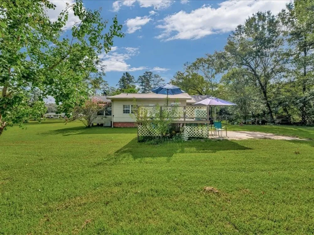 635 Oscar Berry Road Lufkin, TX 75904