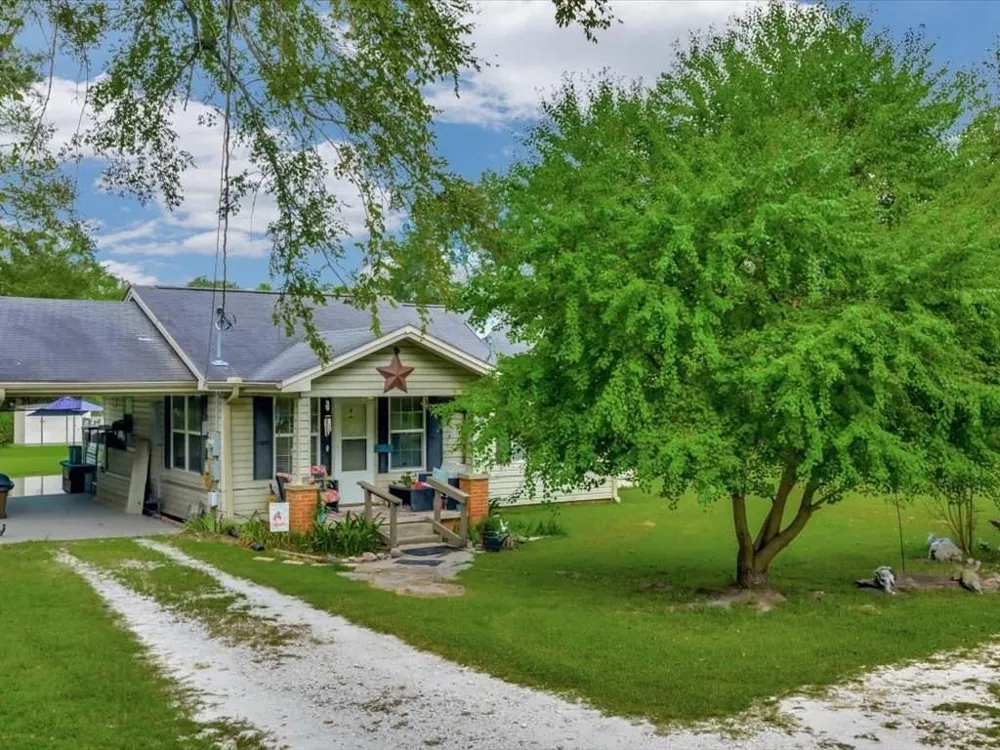 635 Oscar Berry Road Lufkin, TX 75904