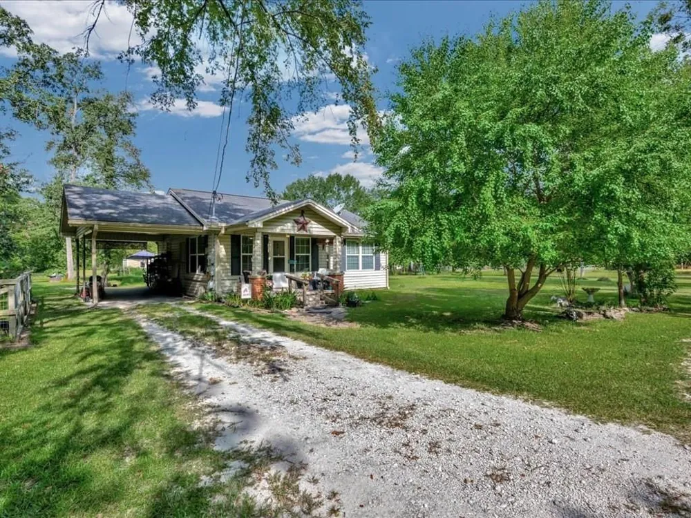 635 Oscar Berry Road Lufkin, TX 75904