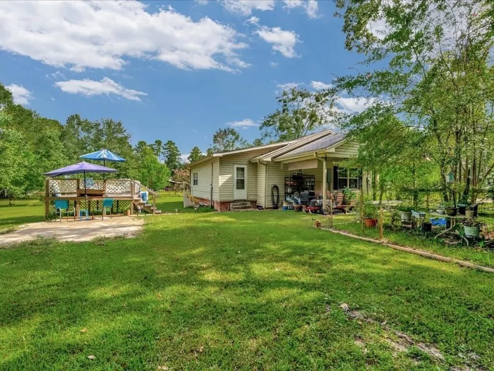 635 Oscar Berry Road Lufkin, TX 75904