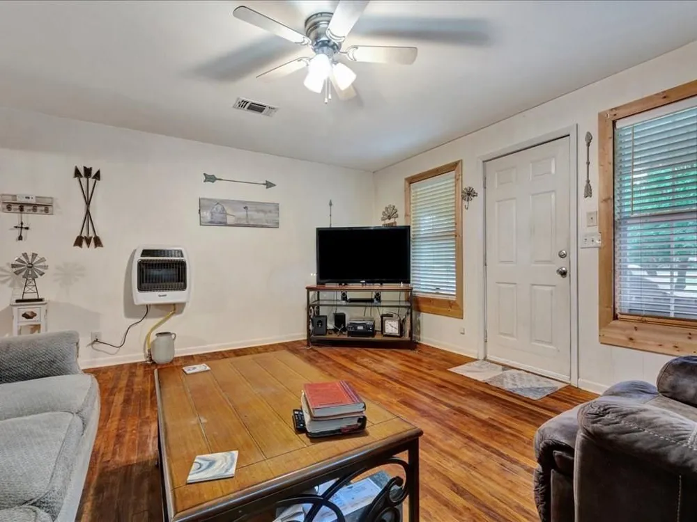 635 Oscar Berry Road Lufkin, TX 75904
